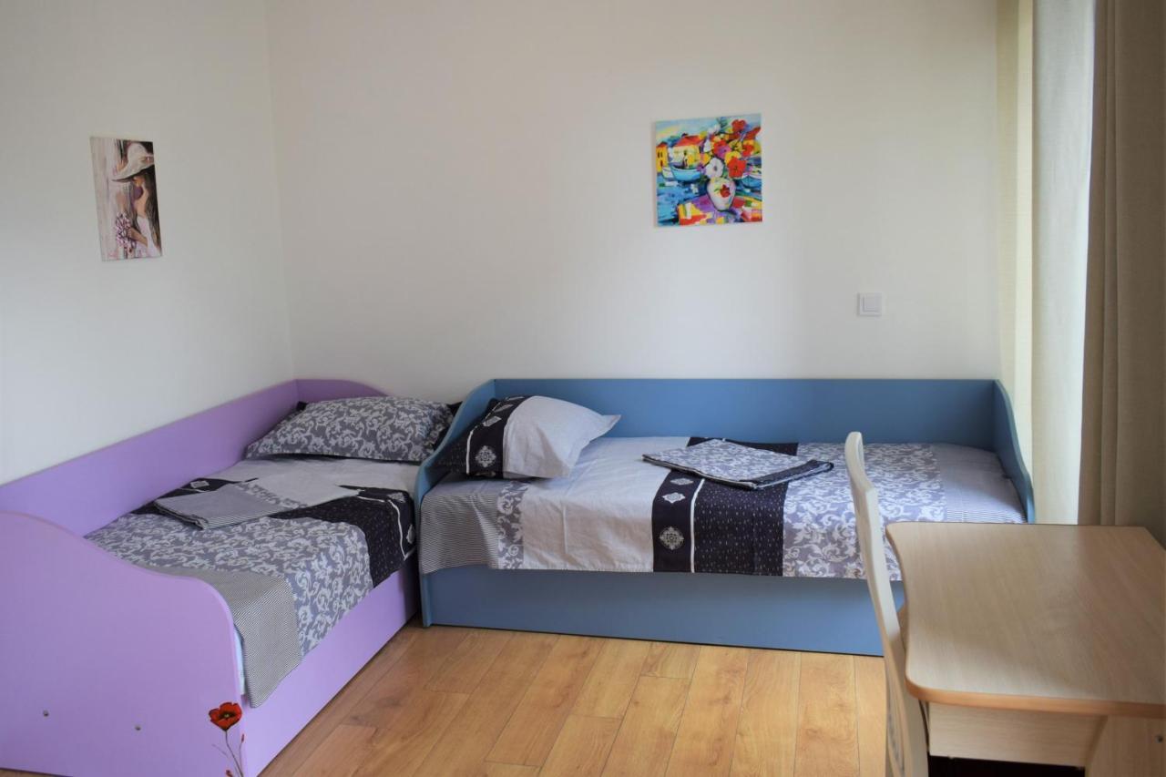 Top Center Apartment Gramophone With Private Parking Burgas City Exterior foto